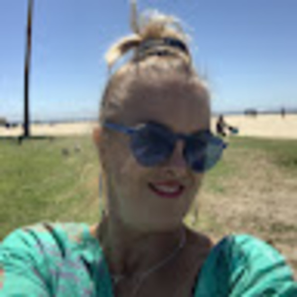 Meet your Posher, Luisa - Picture 1 of 1